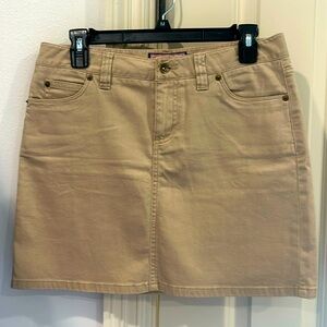 Vineyard Vines khaki denim mini skirt SZ: 4, new without tags
